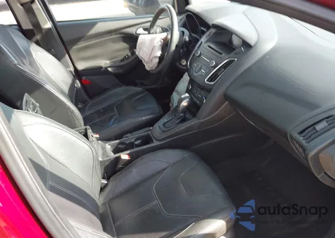 2015 Ford Focus Se из США, поврежденный, VIN 1FADP3K24FL274926